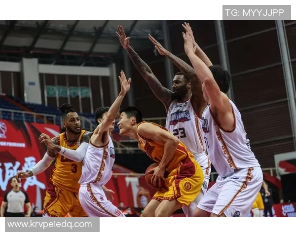 南京篮球队近期状态分析与未来展望探讨 南京篮球队近期状态分析与未来展望探讨