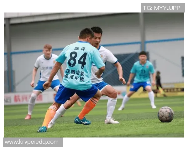 广州排球队以79分领跑杯赛积分榜展现强劲实力 广州排球队以79分领跑杯赛积分榜展现强劲实力